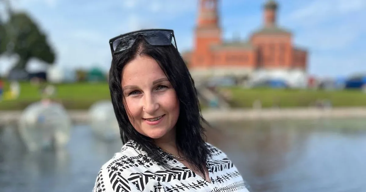 ФОТО, ВИДЕО Солистка LIZ Project впервые за десять лет вышла на сцену ...