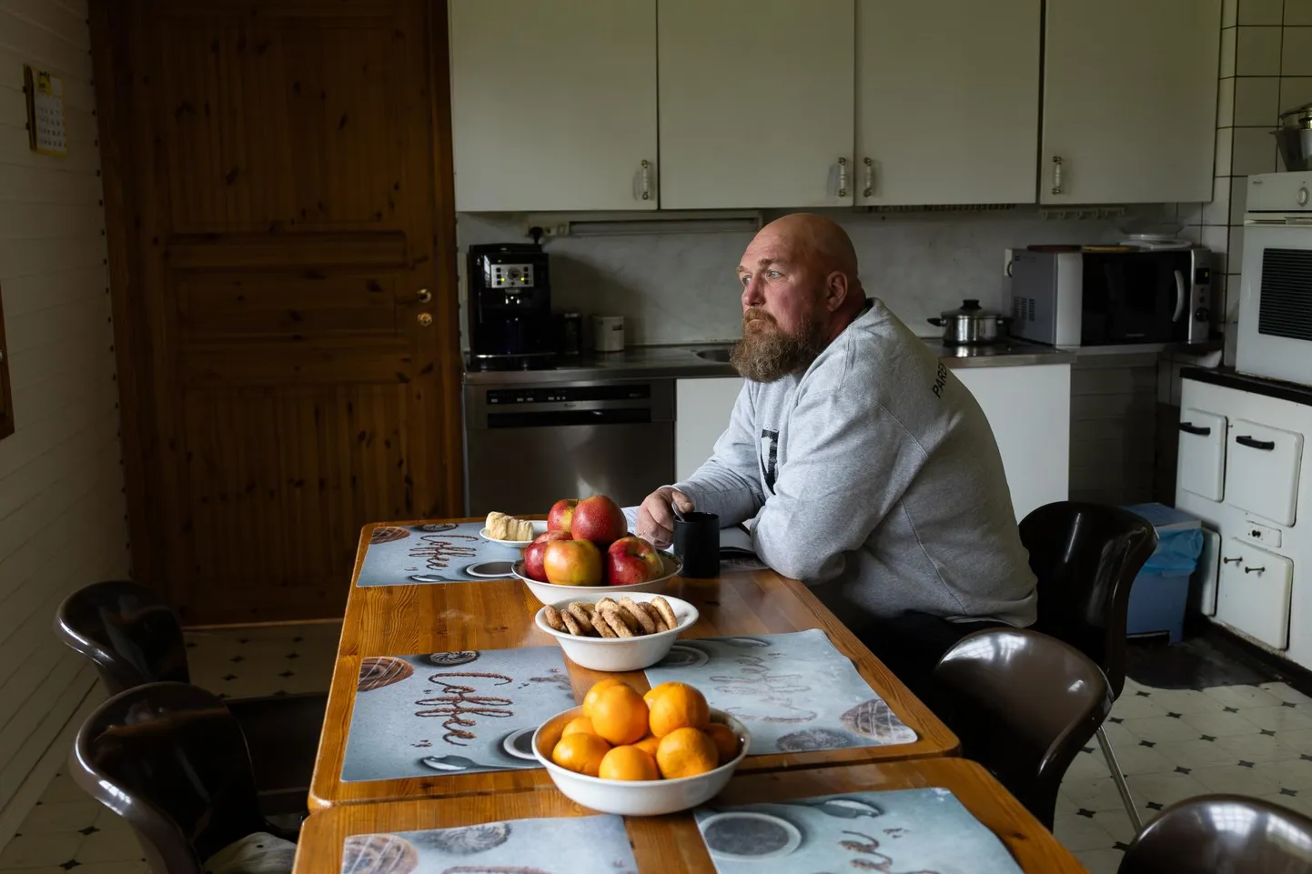 Villy Võrk on sõltlastele parim eeskuju. Nagu ütleb tema abikaasa Maarja: need, kes täna poris sõtkuvad, ei usugi, et ta kord nendesugune oli.