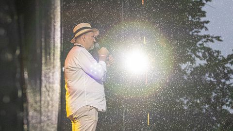 GALERII ⟩ Viljandi folk sai väärika lõpu vihmast hoolimata
