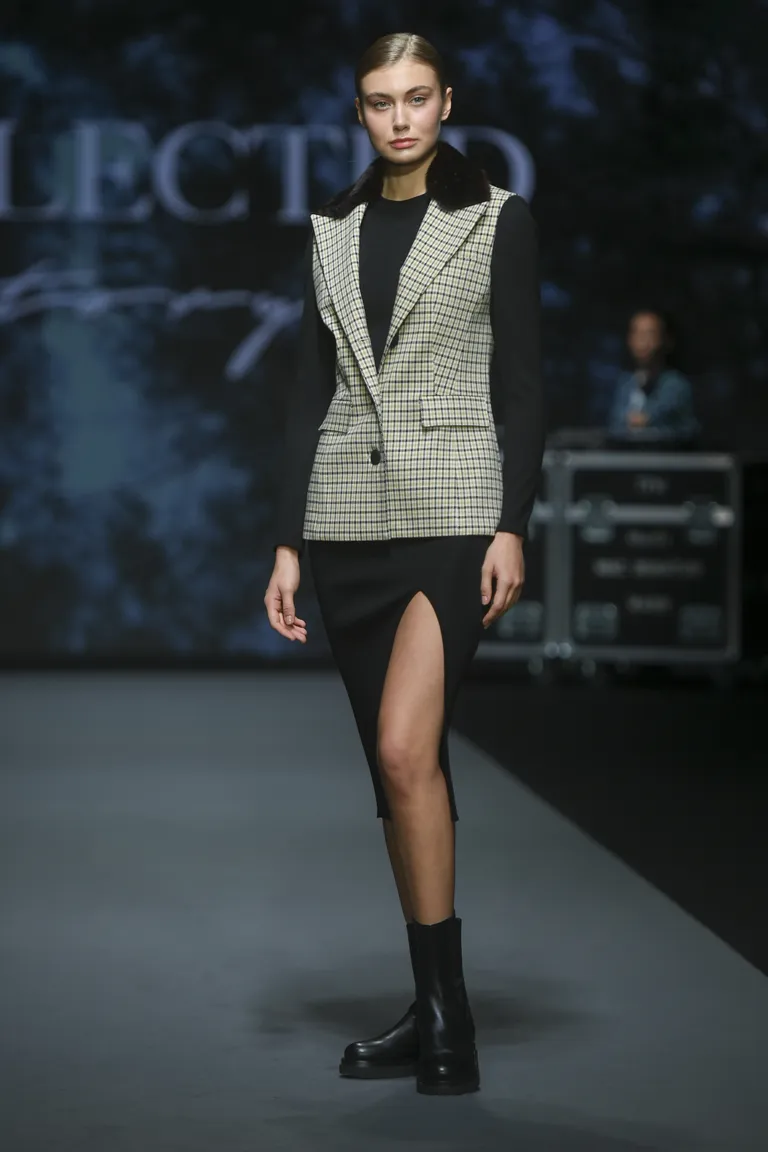 RFW 5. diena: Collected Story