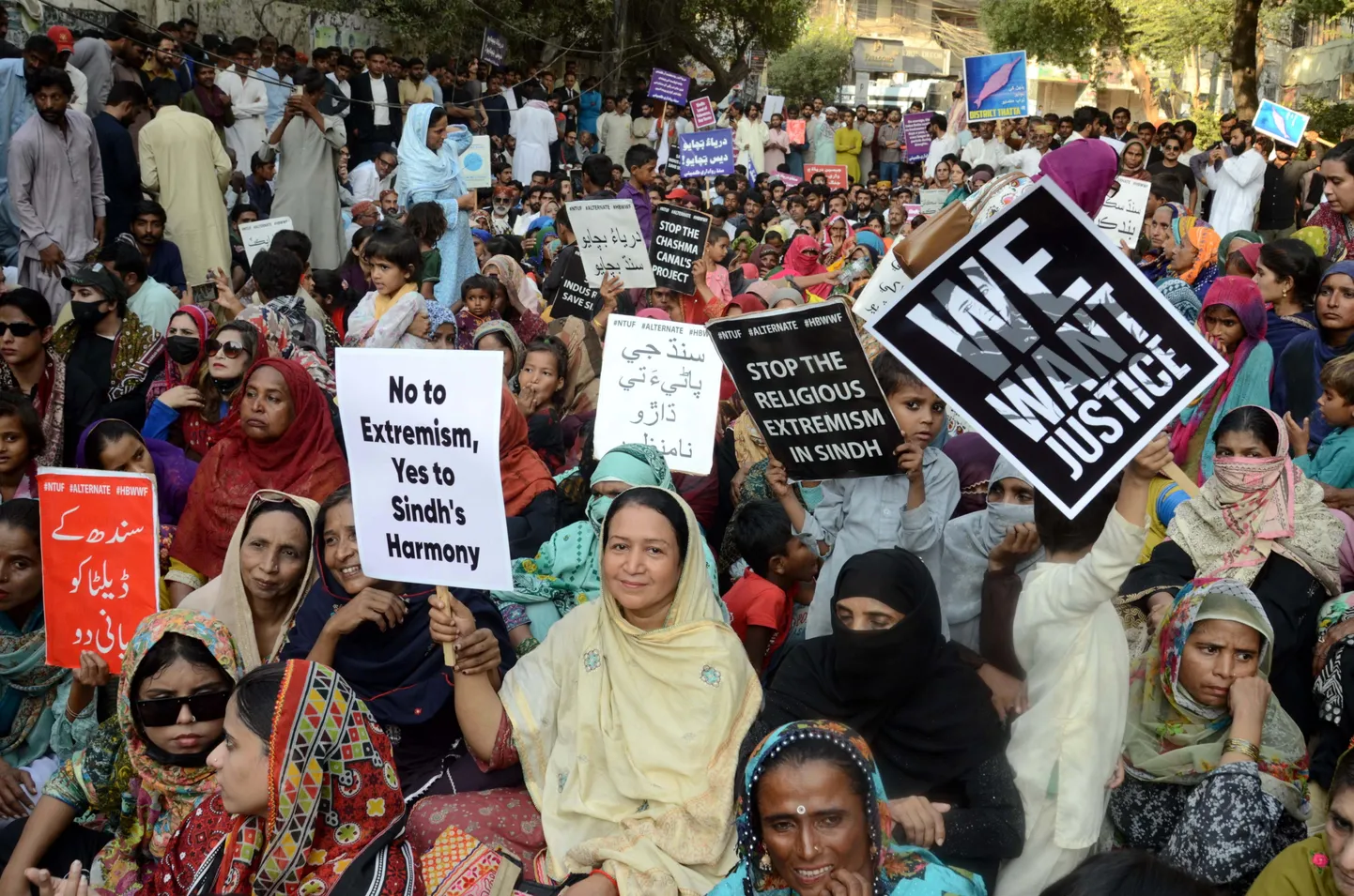 Pakistani kodanikuühiskonna aktivistid avaldasid meelt äärmusliku usuvägivalla ja sallimatuse vastu Sindhi provintsis Hyderabadis.