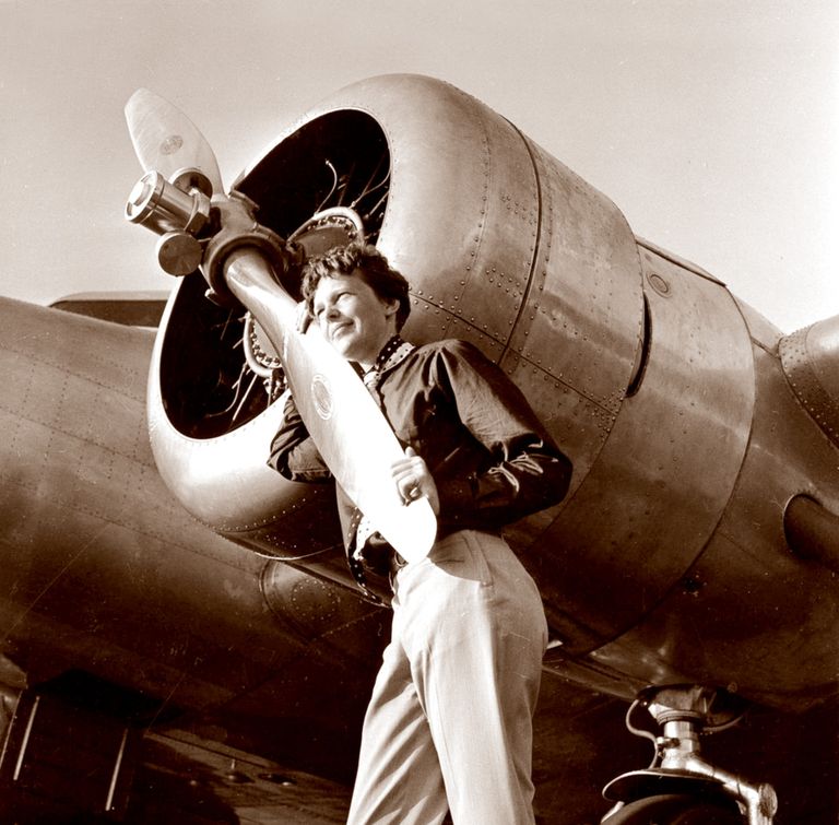 Amelia Earhart 20. mail 1937 oma Electraga Californias