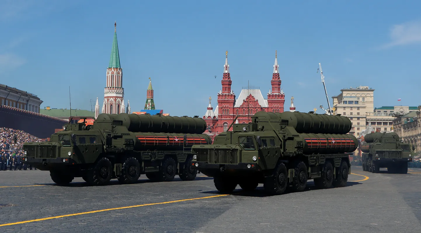 Õhutõrjesüsteemid S-400.