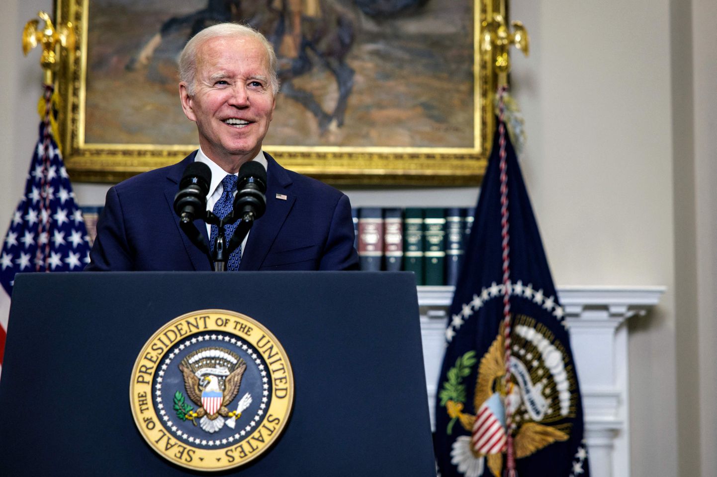 USA president Joe Biden võlalae leppest teatamas.