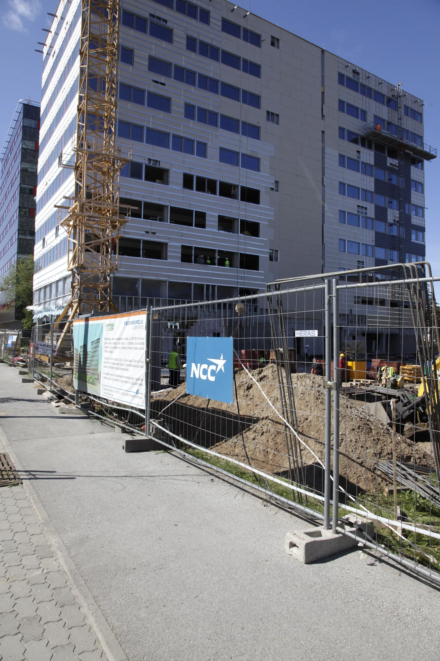 Pildil on Technopolise kolmiktorni ehitus, mida ehitab NCC.