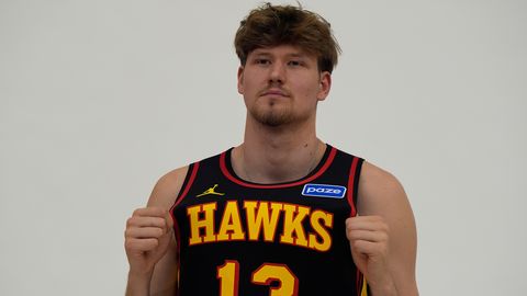 Atlanta Hawksi fännid on Henri Veesaare debüüdi osas eri meelt