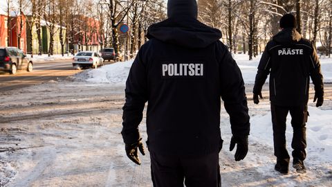 Haigekassa leidis päästjatele ja politseinikele vaktsineerija