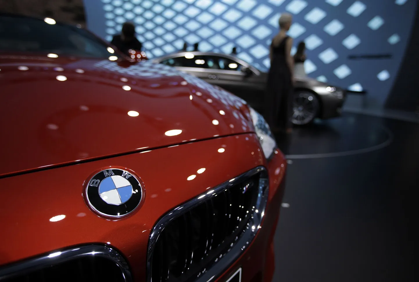 BMW logo.