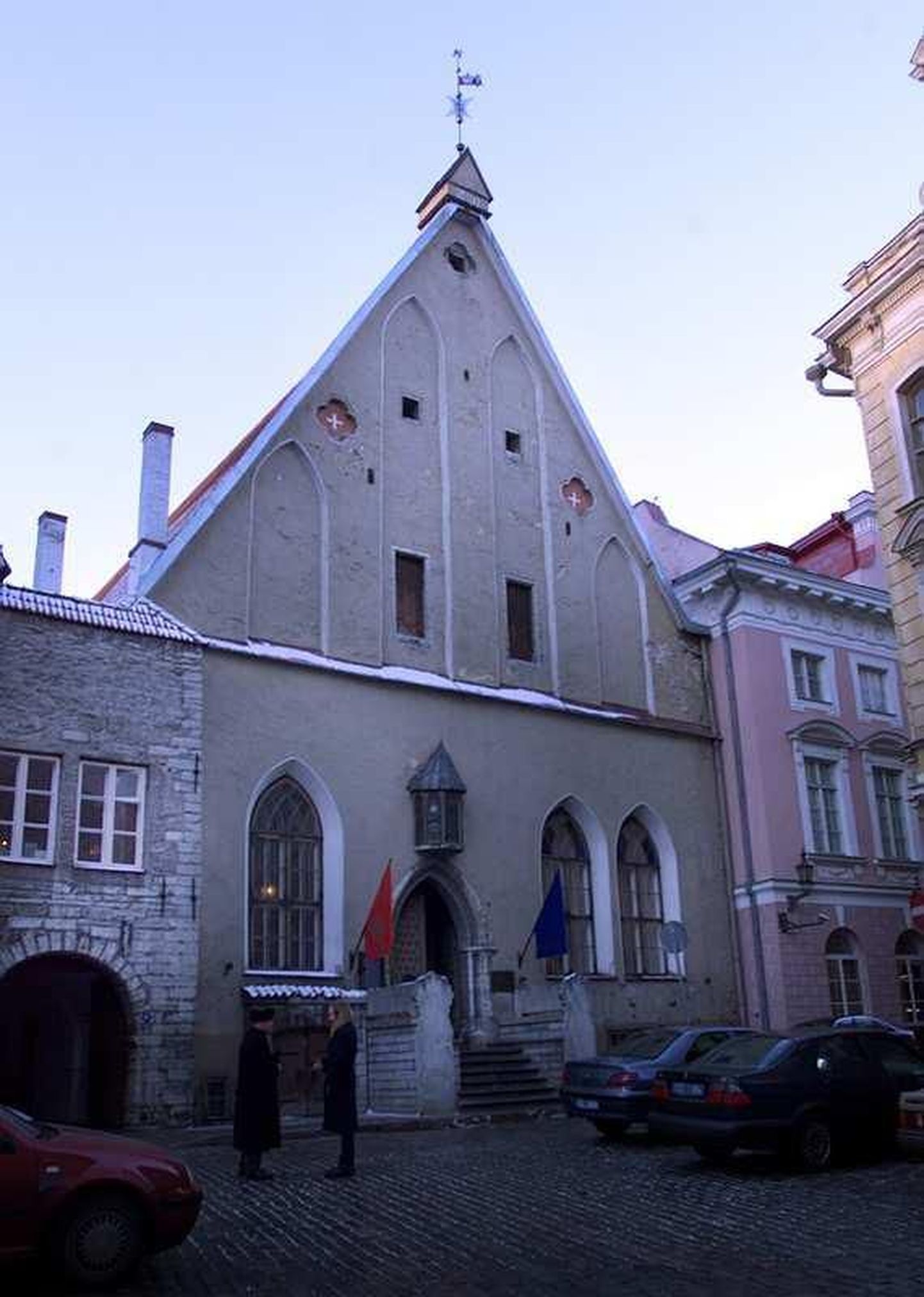 Ajaloomuuseumi hoone Tallinna vanalinnas Pikal tänaval.