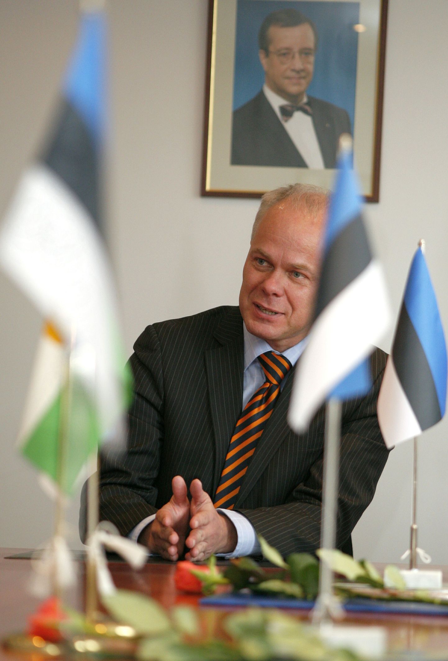 Pärnu maavanem Toomas Kivimägi teatas, et kandideerib sügisestel kohalikel valimistel Pärnu linnapeaks ja läheb valimistele valimisliidu eesotsas.