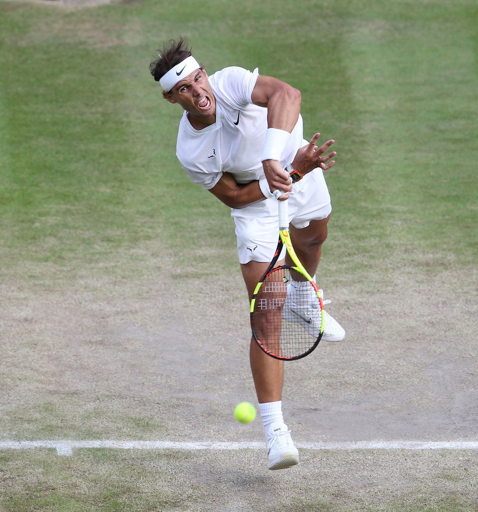 Rafael Nadal on peaaegu ainus mängija, kes Wimbledoni muruväljakutega rahul on.