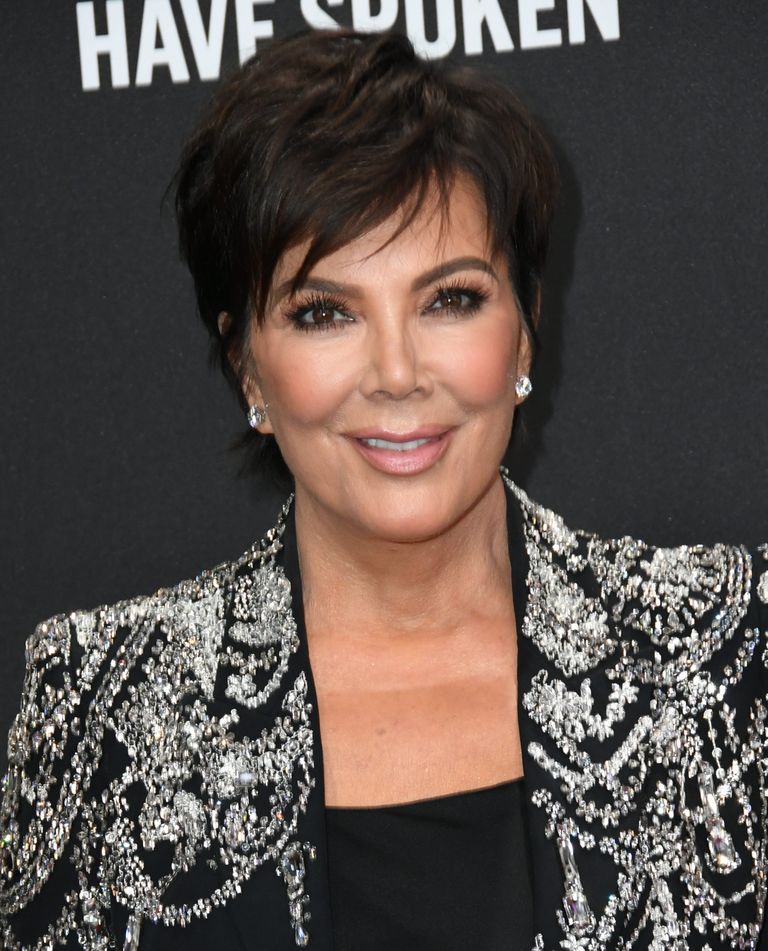 Kardashianide klanni matroon Kris Jenner 2019. aasta lõpus. Крис Дженнер