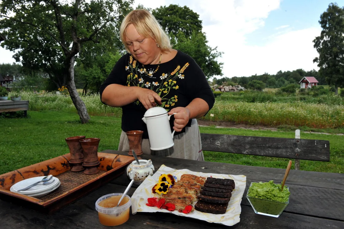 Katrin Luke soovitab külmetuse ja köha puhul abi otsida taimedelt.