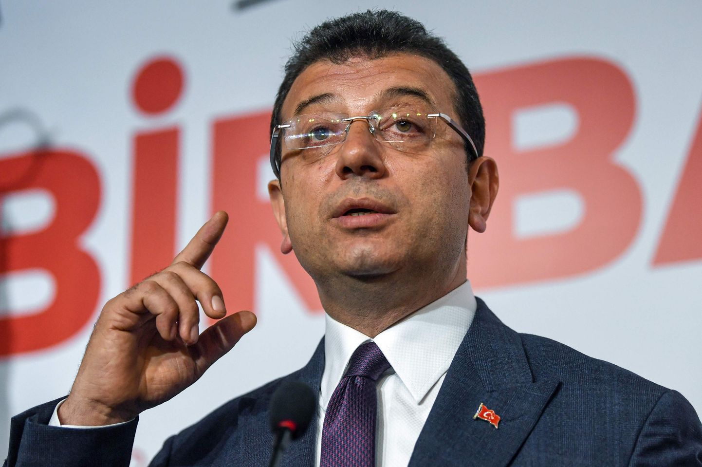 Türgi opositsioonilise Vabariikliku Rahvapartei kandidaat Ekrem İmamoğlu.