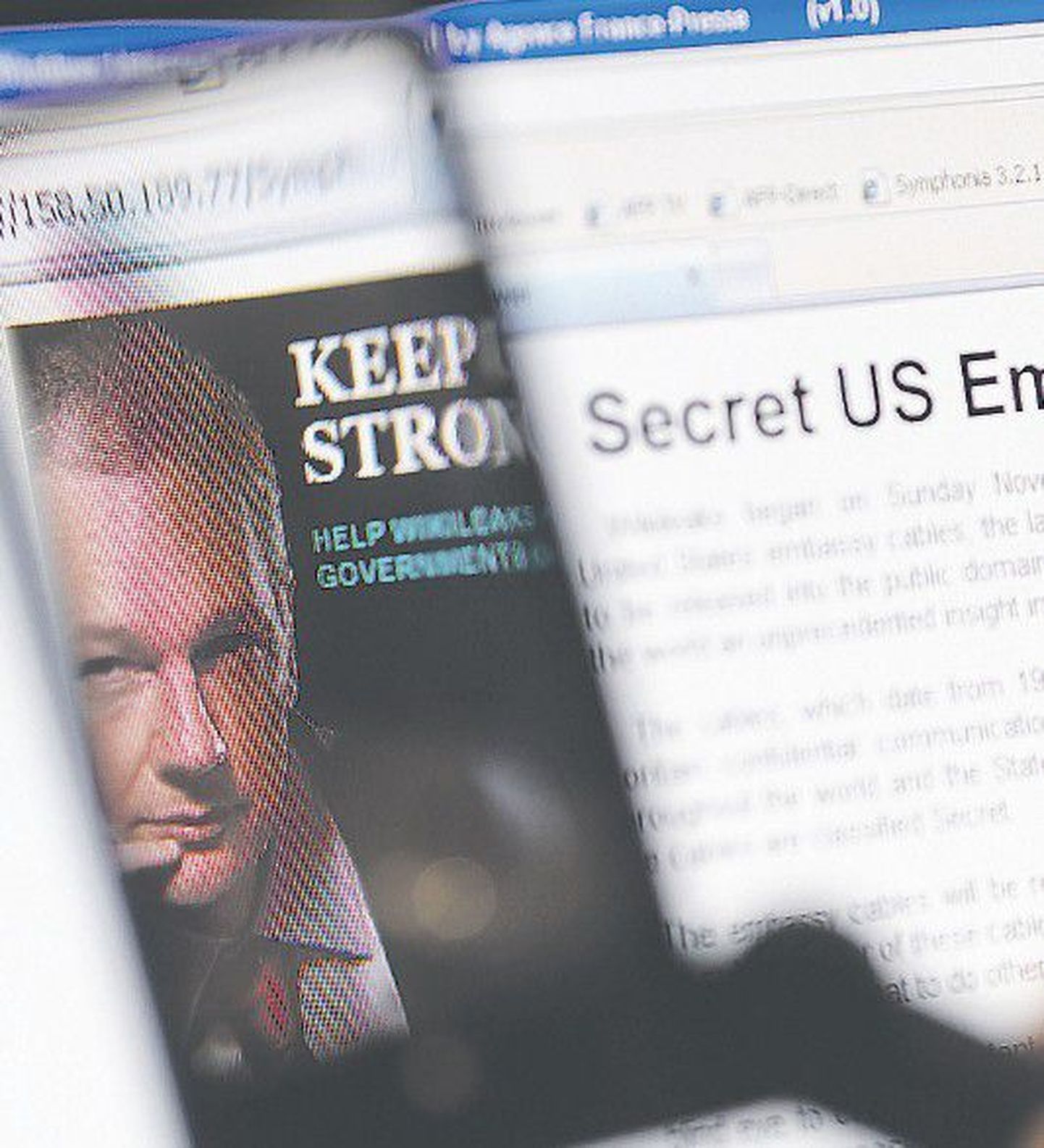 Взгляд на основателя Wikileaks Джулиана Ассанжа сквозь увеличительное стекло.