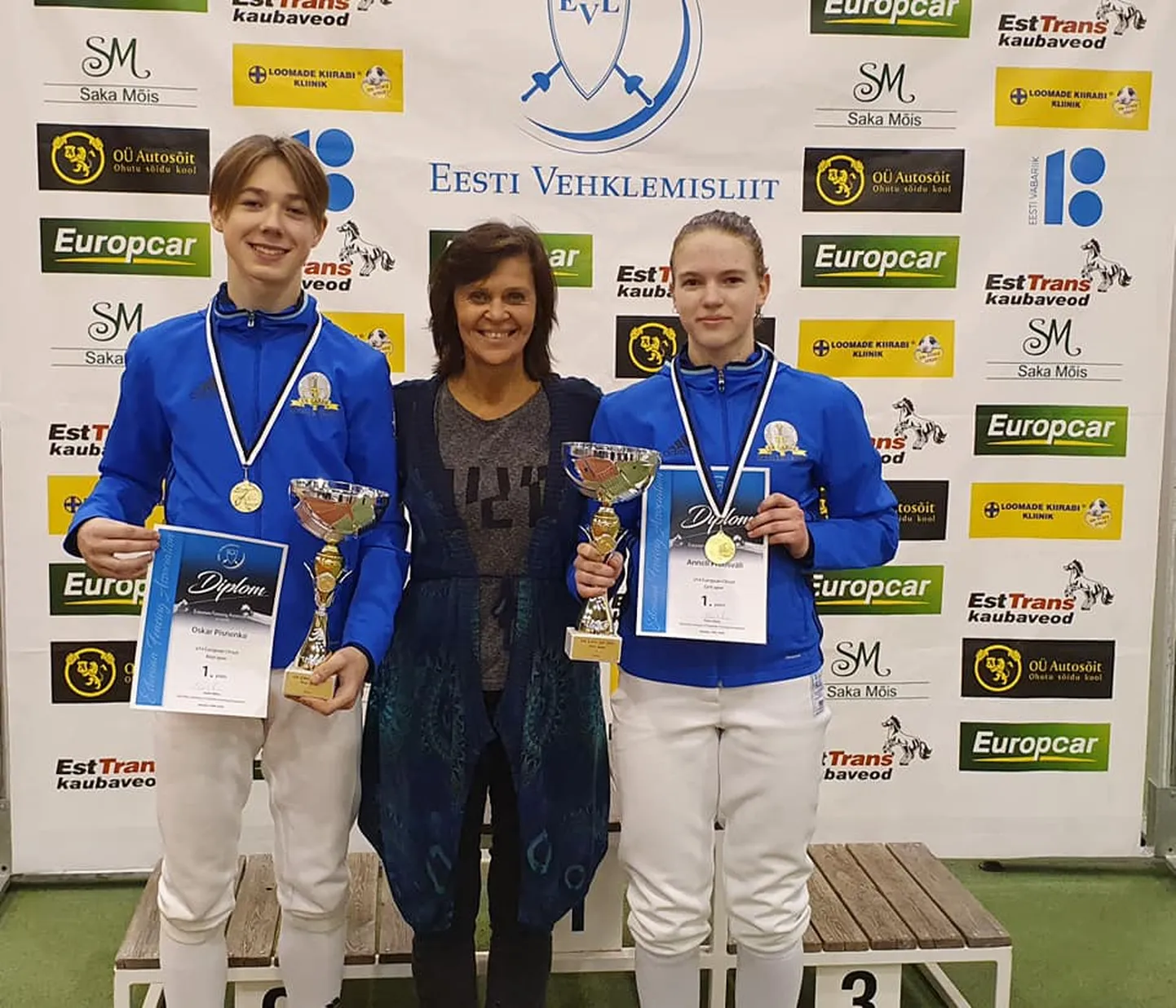 Vasakult: Oskar Pisnenko, Helen Nelis-Naukas, Anneli Proosväli.