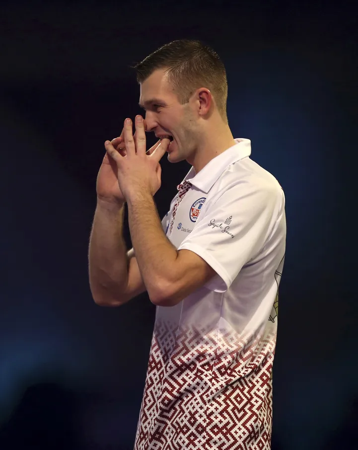 Šautriņmetējs Razma apstājas 