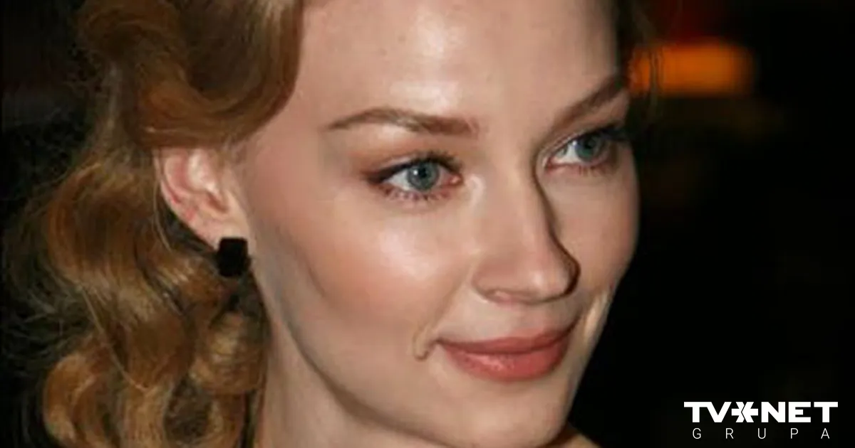 Қоңыр колготки секс