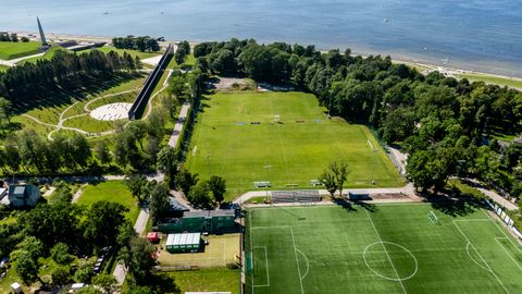 Aab: riik ja Tallinn toetavad jalgpallihalli rajamist uude kohta