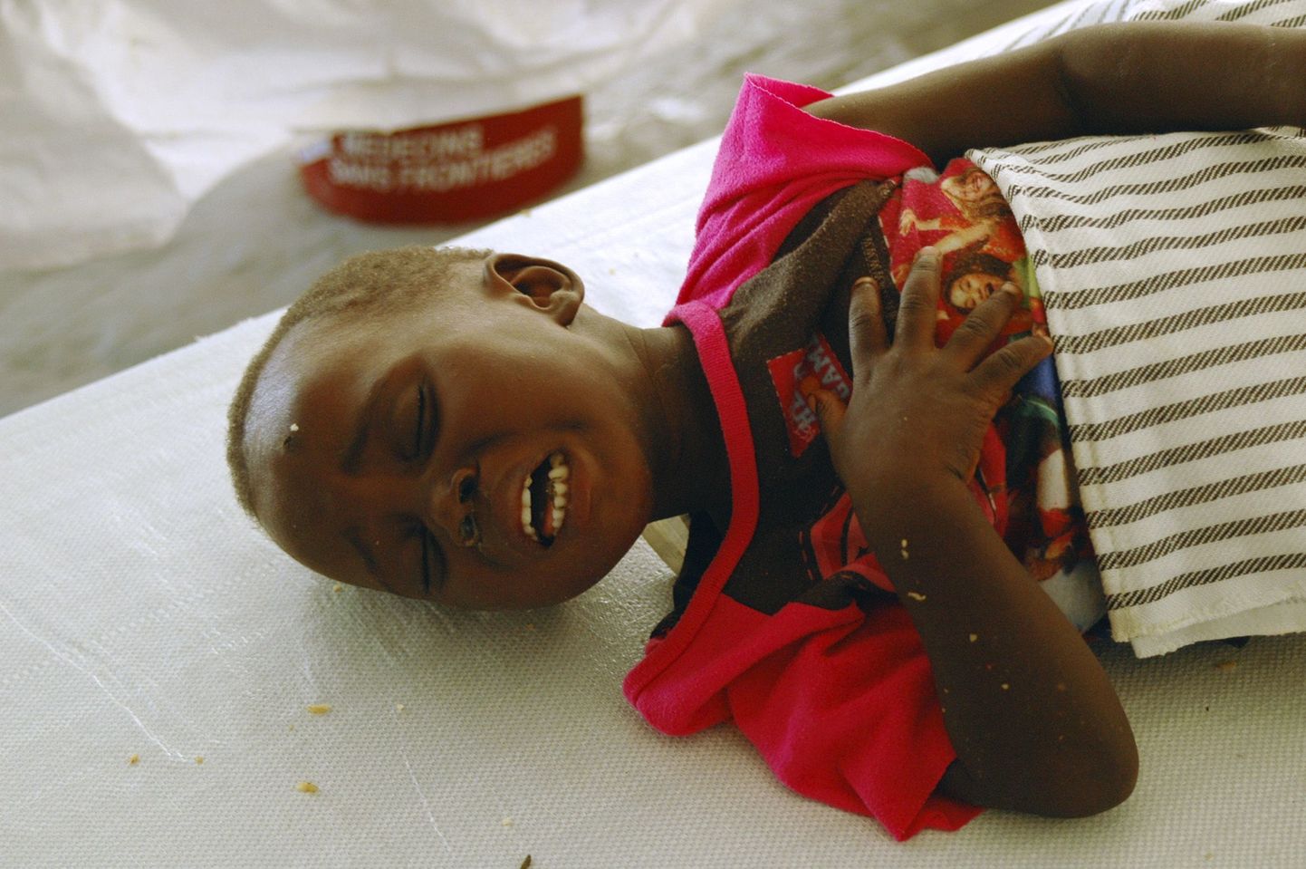 Жертва эпидемии холеры на Гаити.