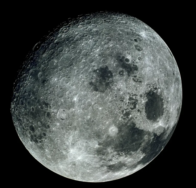 Pilt Kuust, mis on tehtud Apollo 17 kosmosemissiiooni ajal.