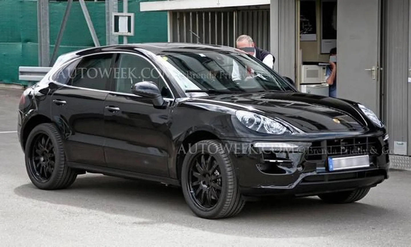 Porsche Macan.
