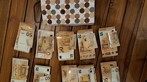 FOTO ⟩ "Katram grupas dalībniekam bija sava loma." Valsts policija aiztur lielāko narkodīleru grupu šogad