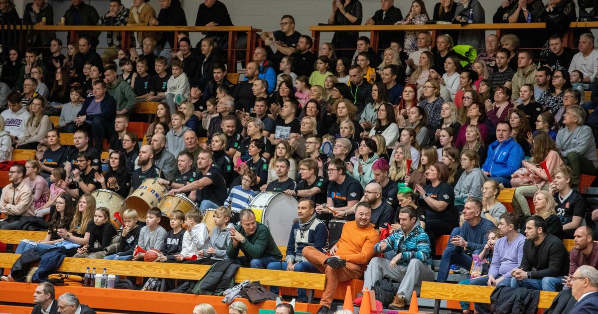 Sadama korvpallimeeskonna tasuta võidumäng tõi spordihalli rekordpubliku