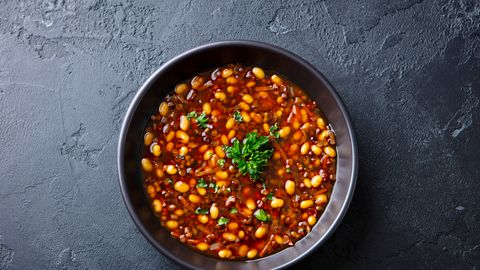«Жри и худей»: рецепт овощного супа от Аллы Пугачевой