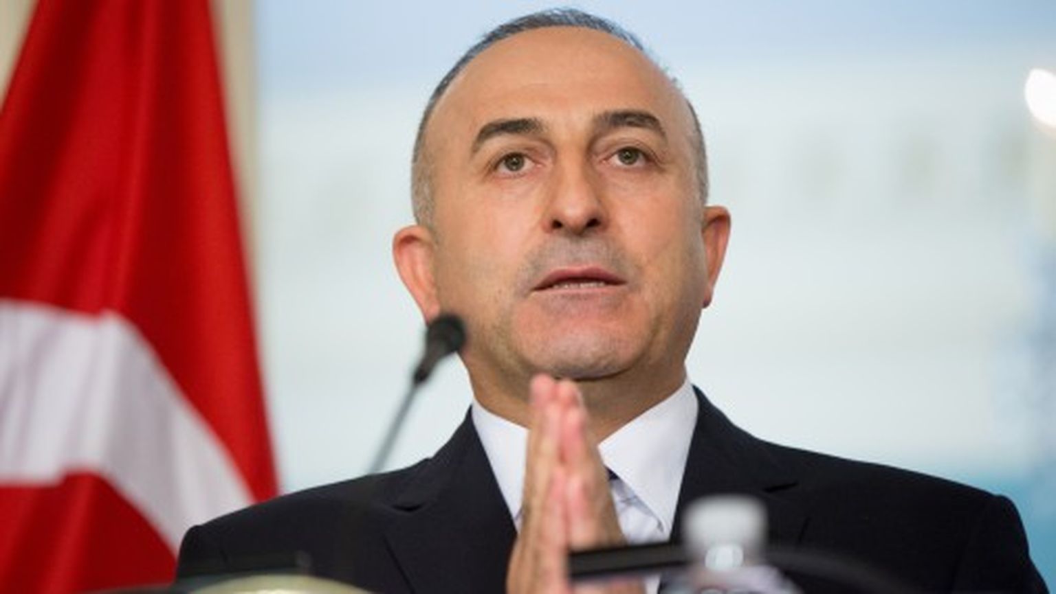 Министр иностранных дел Турции Мевлют Чавушолу