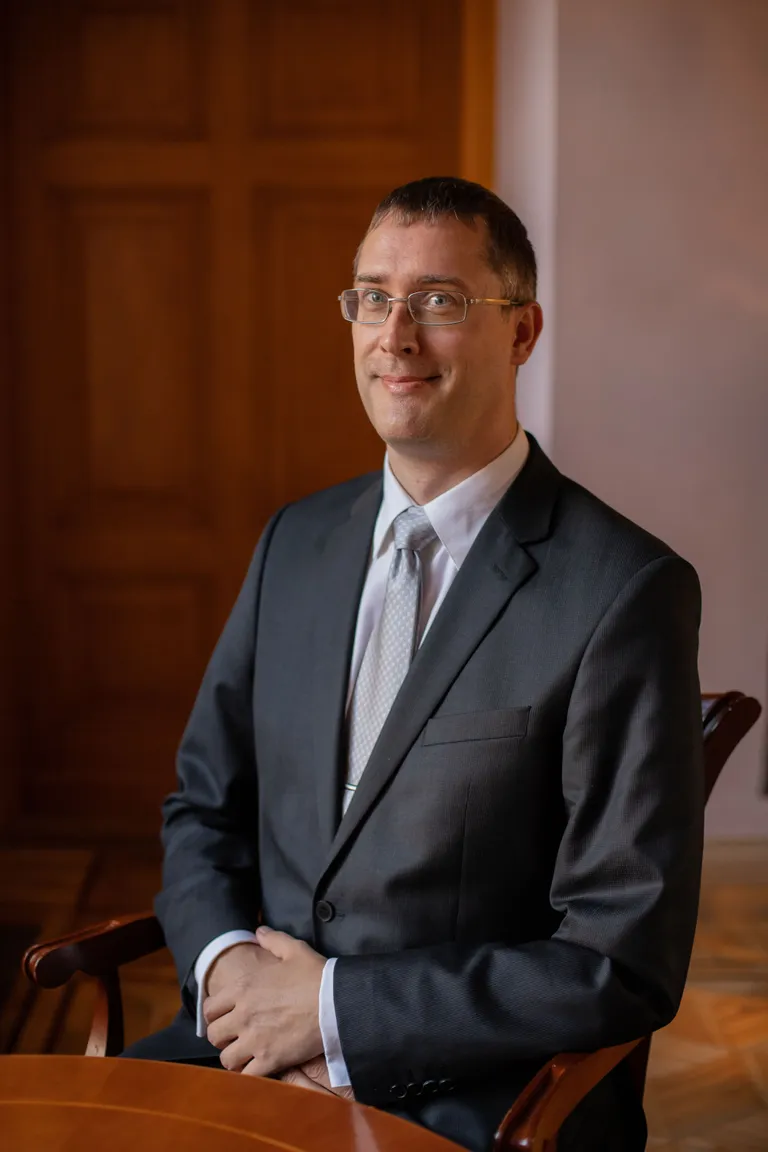 Elmo Tempel