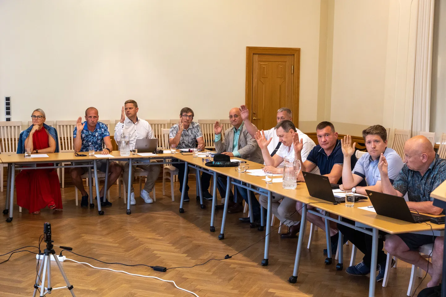 Paide linnavolikogu istung 2023. aasta juunis