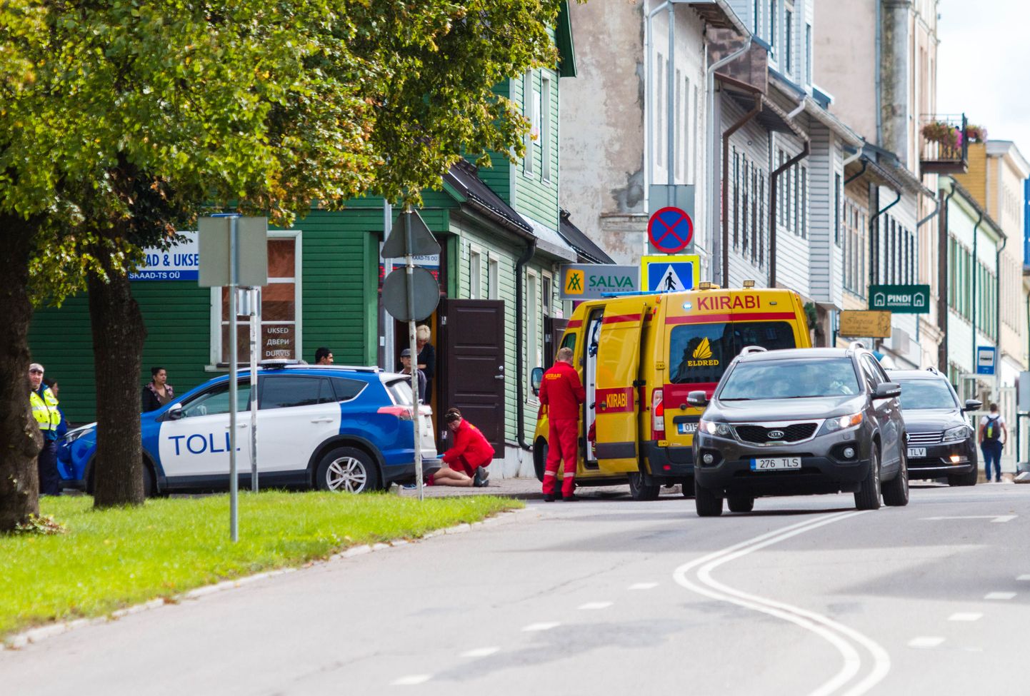 Vanem naine sai Valgas Kungla ja Vabaduse tänavate ristmikul autolt löögi.



Foto: Arvo Meeks / Lõuna-Eesti Postimees