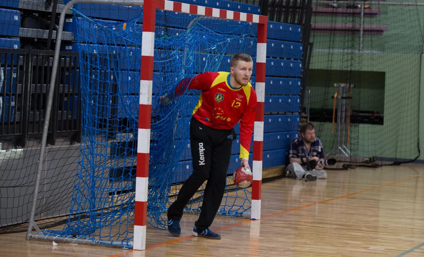 Käsipallur Rasmus Ots alustas hooaega Saksamaal.