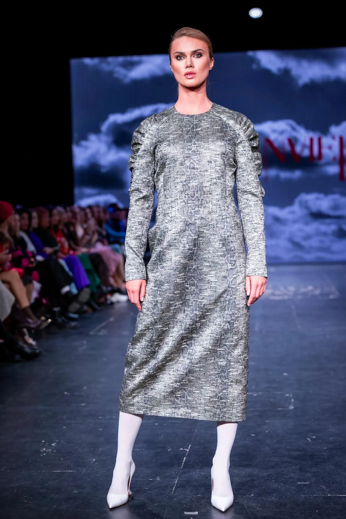 Iris Janvier, modellina laval Saskia Alusalu. FOTO: Erlend Štaub/tfw