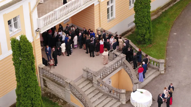 Jaan ja Eve Tootsi pulmapidu Maardu mõisas