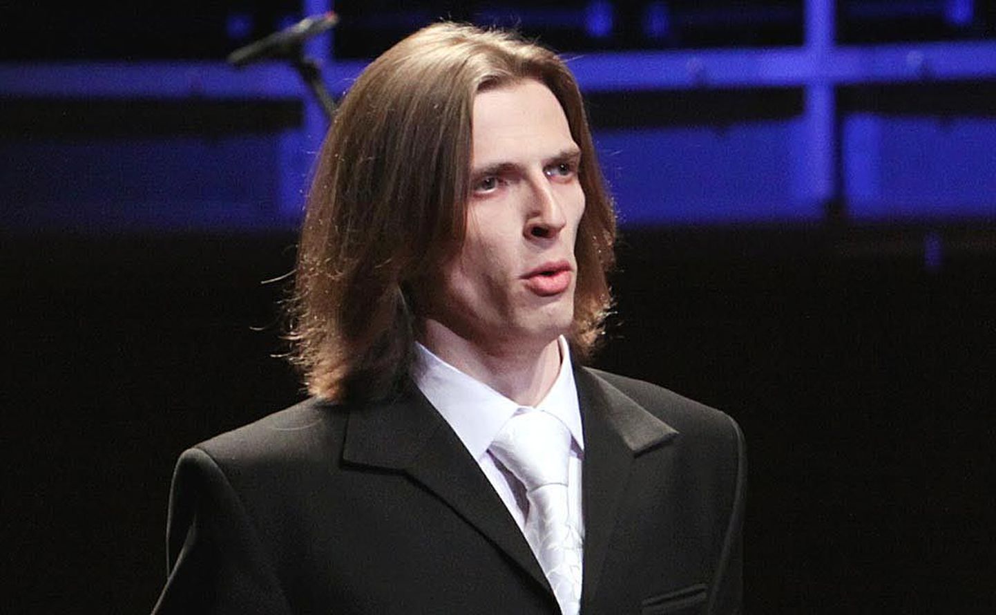 "Attila" nimirollis astub lavale 24aastane Valgevene bass Anatoli Siuko.