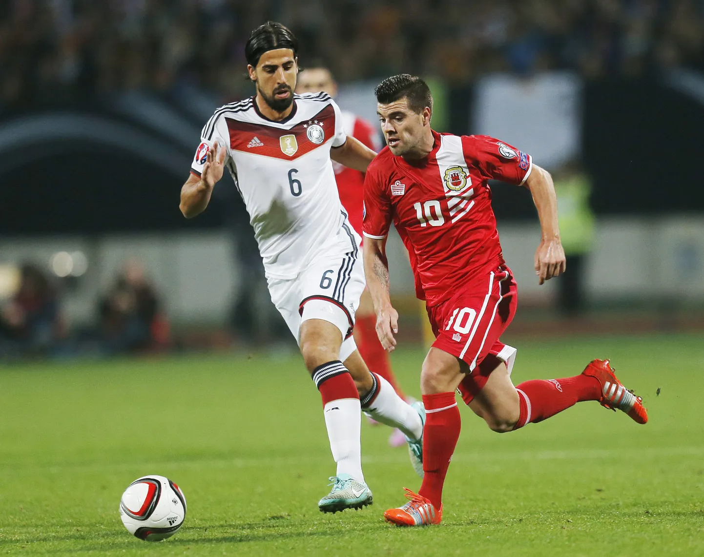 Sami Khedira (vasakul).