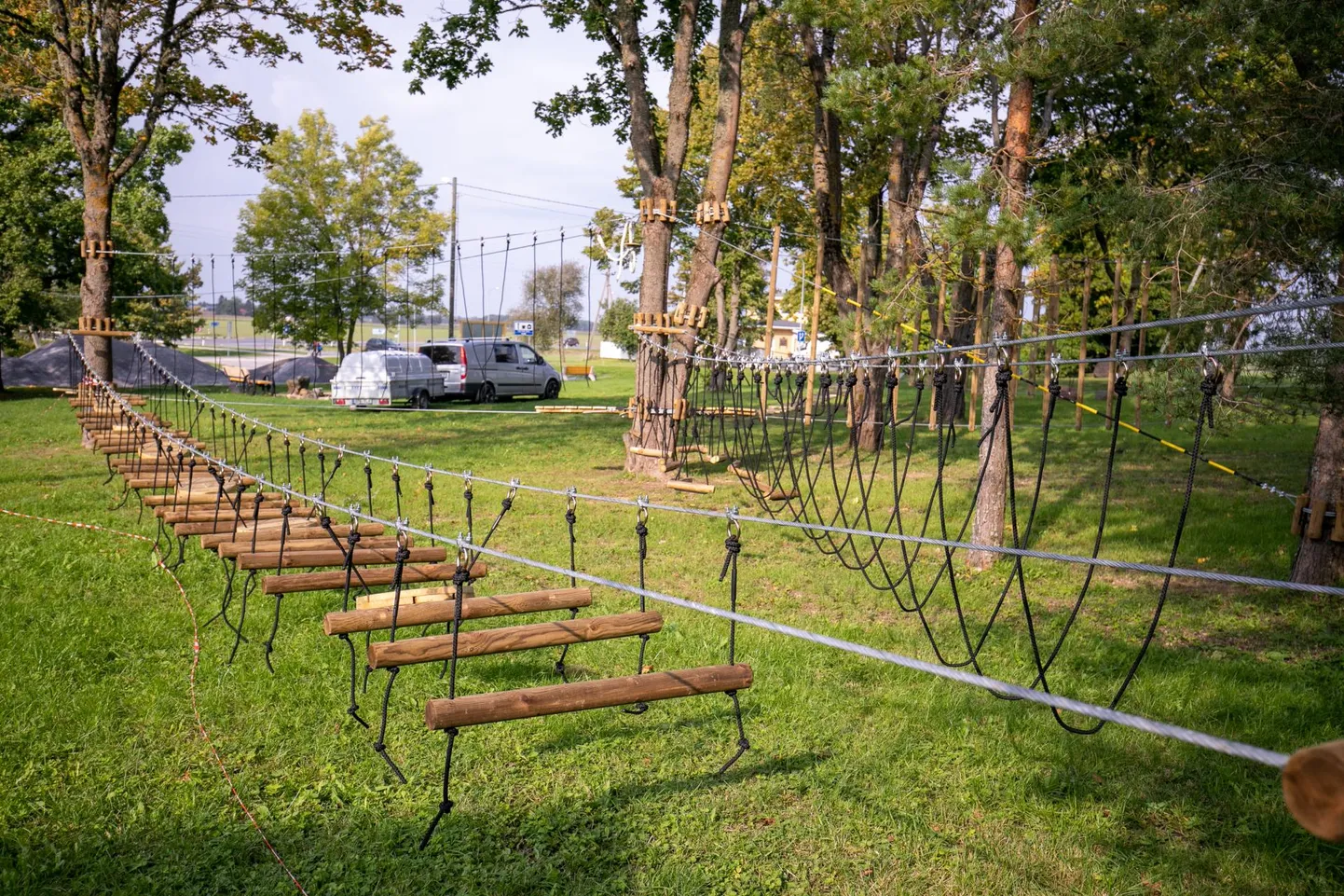 Madalseiklusrada.