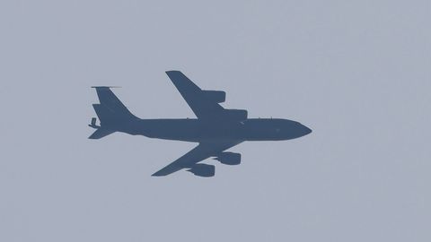 Sofijas lidostā ASV kara lidmašīnas varēs bāzēties vēl tikai mēnesi