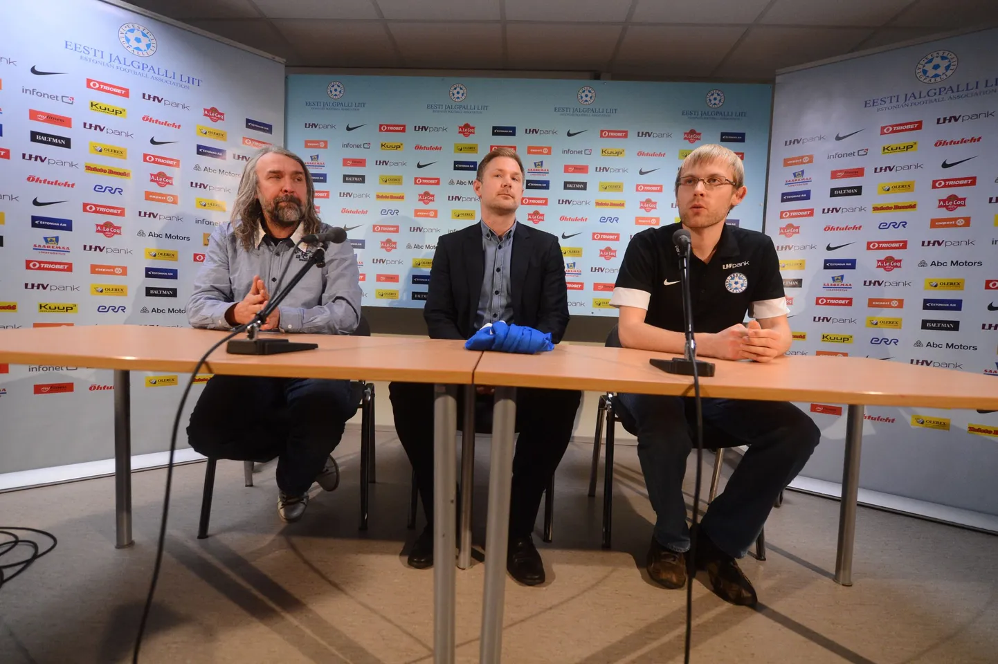 Magnus Pehrsson, Aivar Pohlak ja alaliidu pressiesindaja Mihkel Uiboleht.