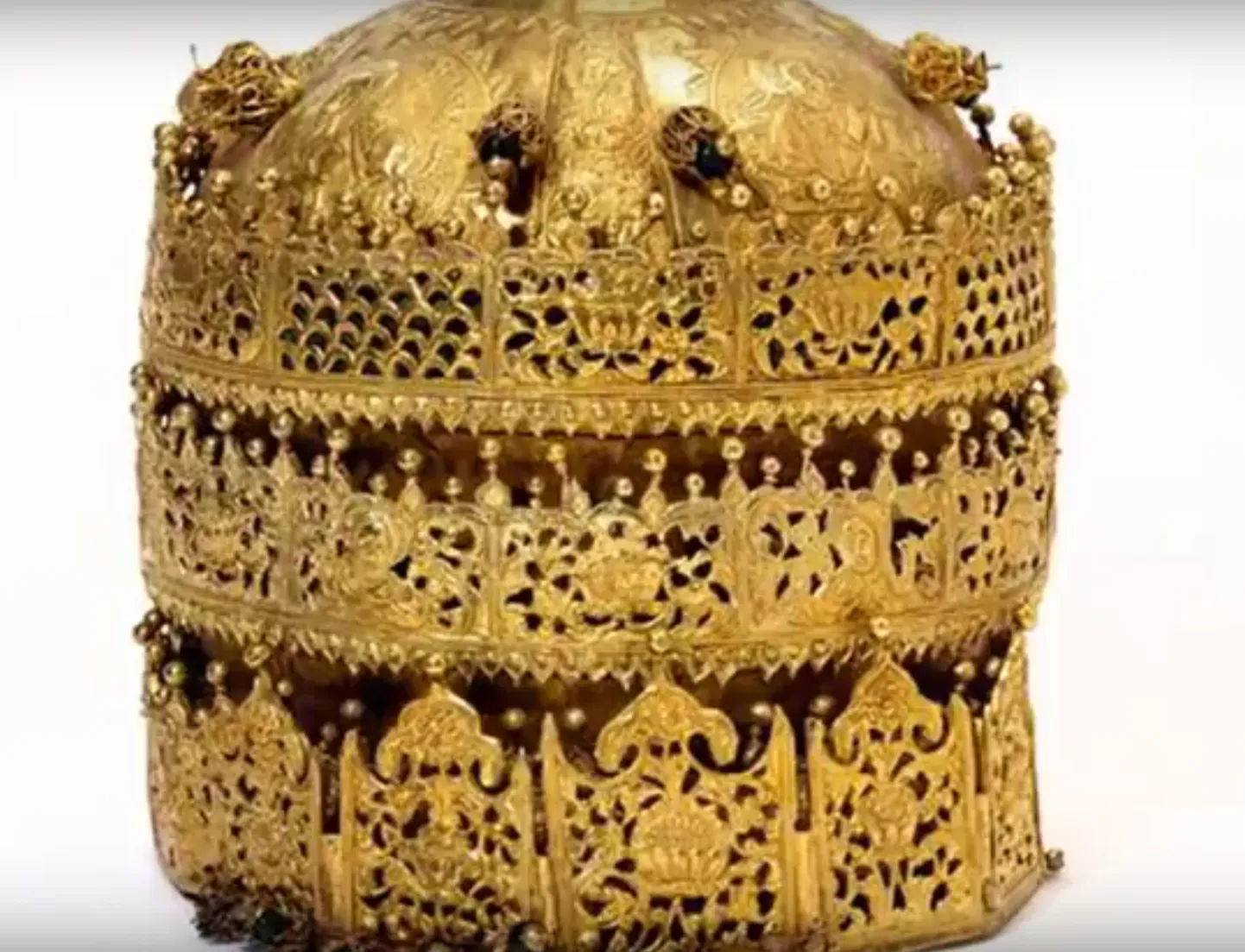 Tõenoliselt Etioopias valmistatud kroon, mida hoiakse Victoria ja Alberti Suurbritannias muuseumis.