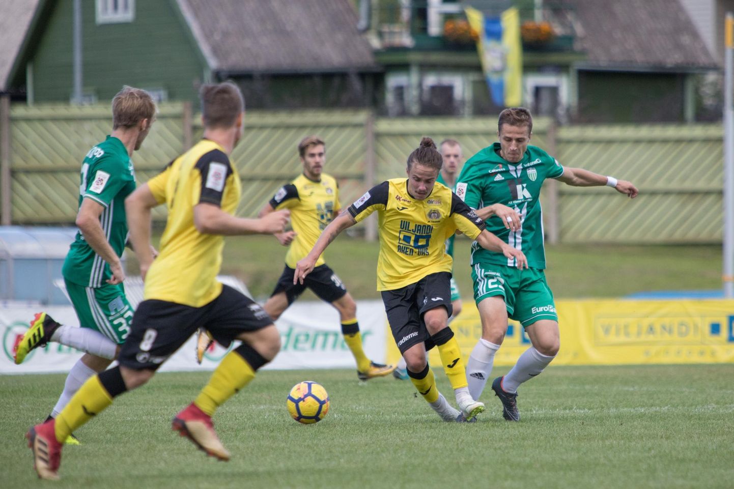 Viljandi jalgpallimeeskond kohtub juba homme kell 13 koduväljakul Tartu Tammekaga.