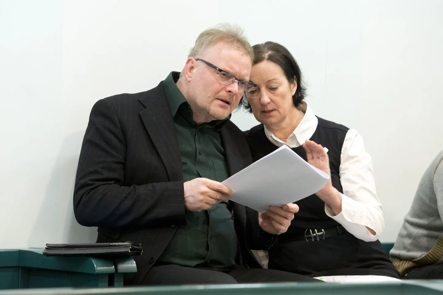 Hans H. Luik ja investorite esindaja Maria Mägi.
