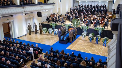 Siim Kallase matuste korraldus selgub pärast riigikantselei kohtumist perega