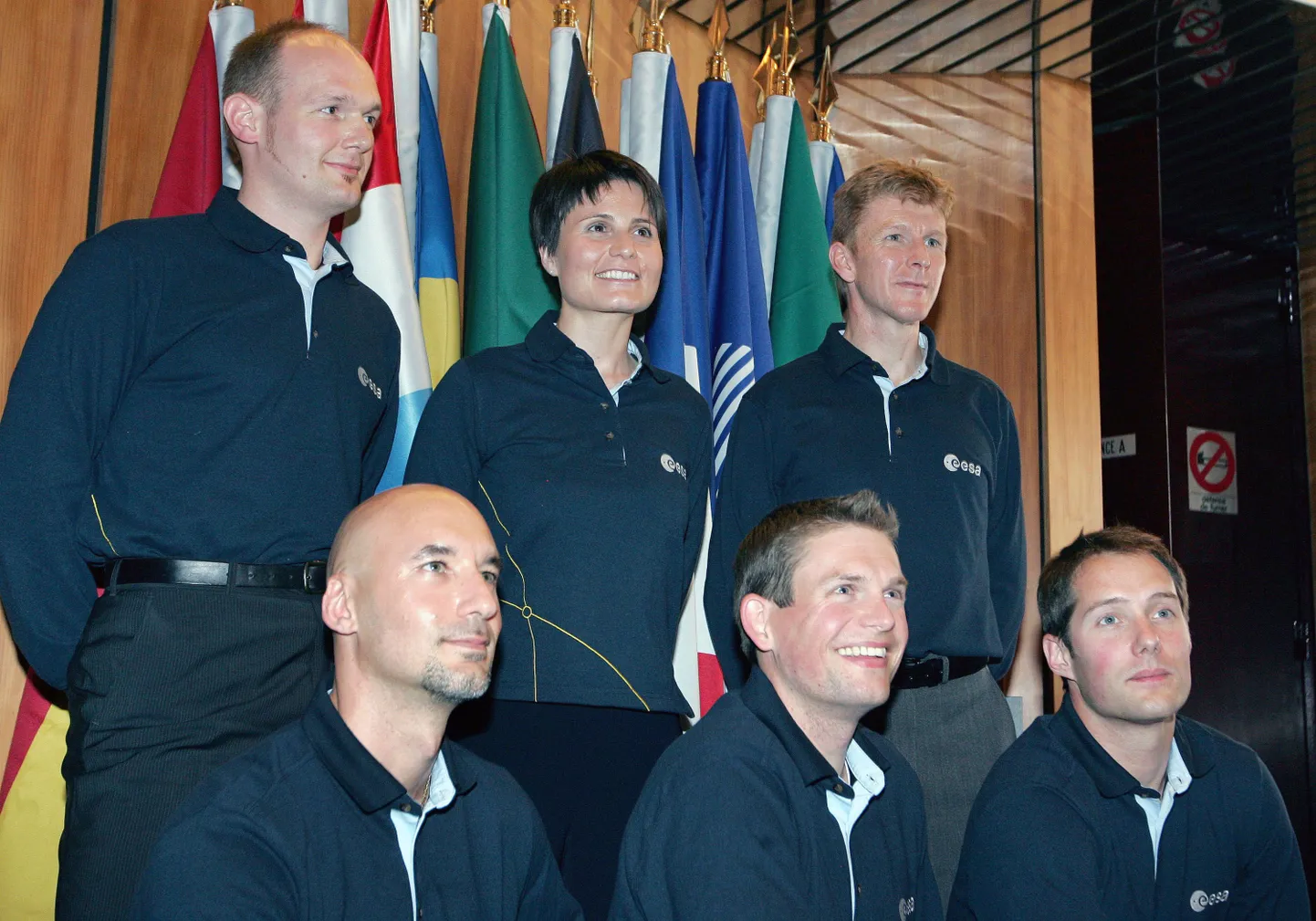 Uued Euroopa astronaudid täna ESA peakorteris Pariisis. Ülevalt vasakult: Alexander Gerst (Saksamaa), Samantha Cristoforetti (Itaalia), Timothy Peake (Suurbritannia), ees vasakult: Luca Parmitano (Itaalia), Andreas Mogensen (Taani) ja Thomas Pesquet (Prantsusmaa).