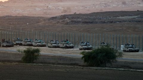 Izraēla veikusi gaisa triecienus mērķiem Gazas joslas dienvidos