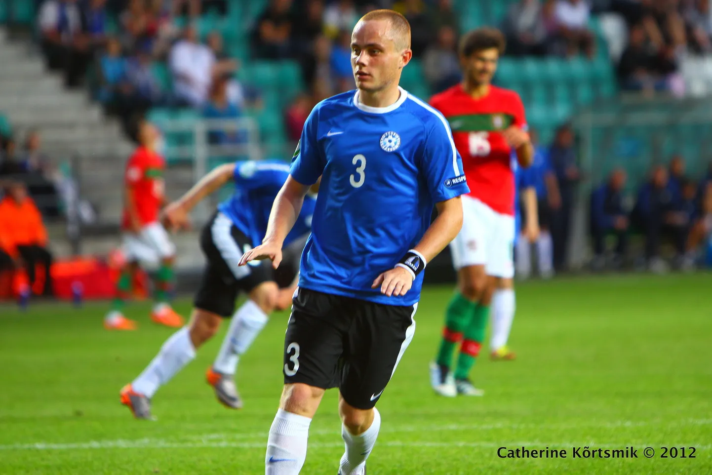 Кевин Ингерманн в составе сборной U19 в матче против Португалии. 2012 год.