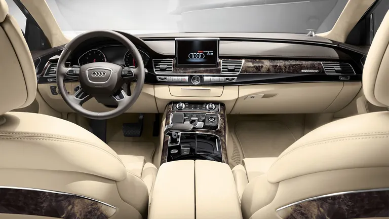 Audi A8. Иллюстративный снимок.
