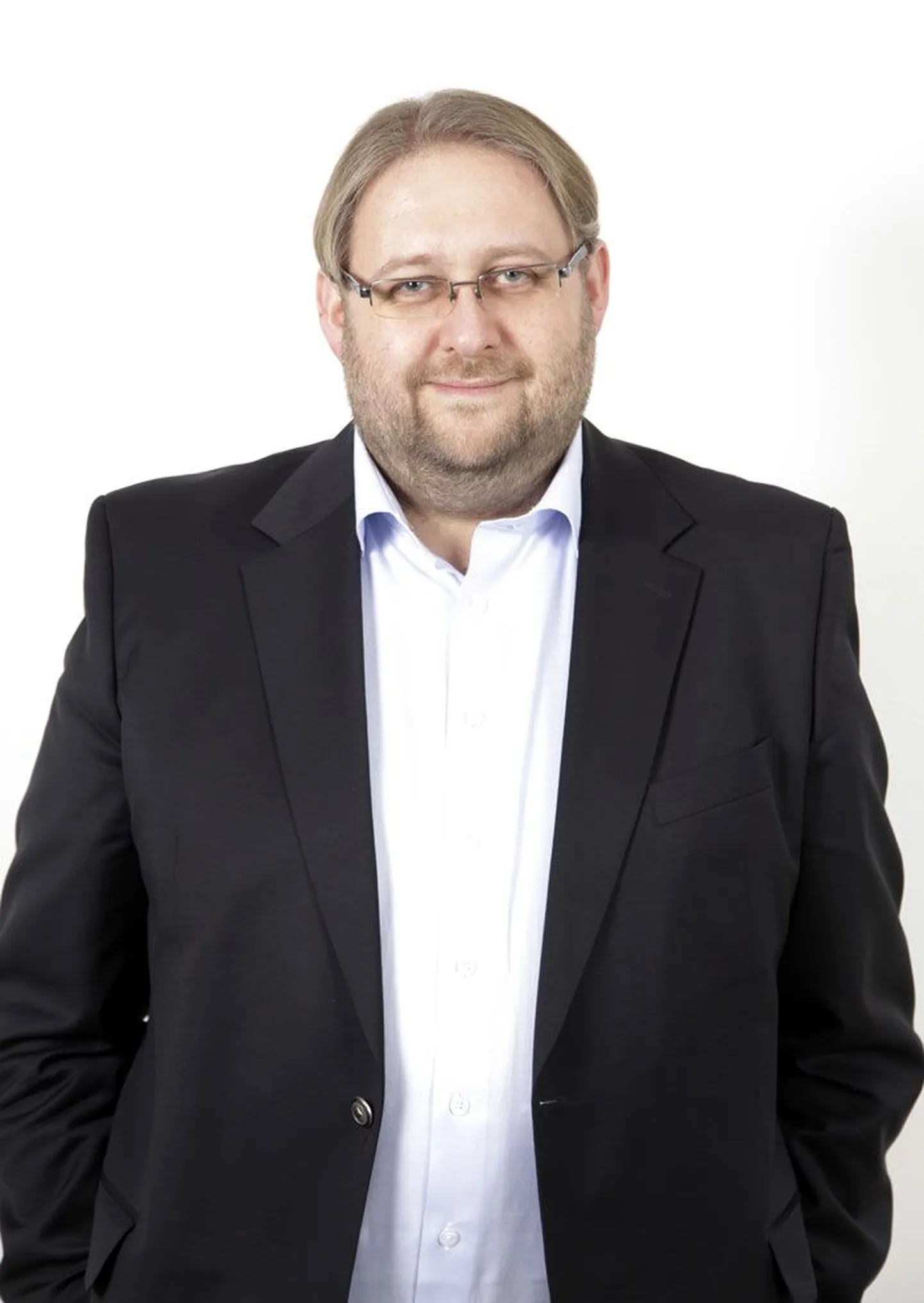 Anvar Samost